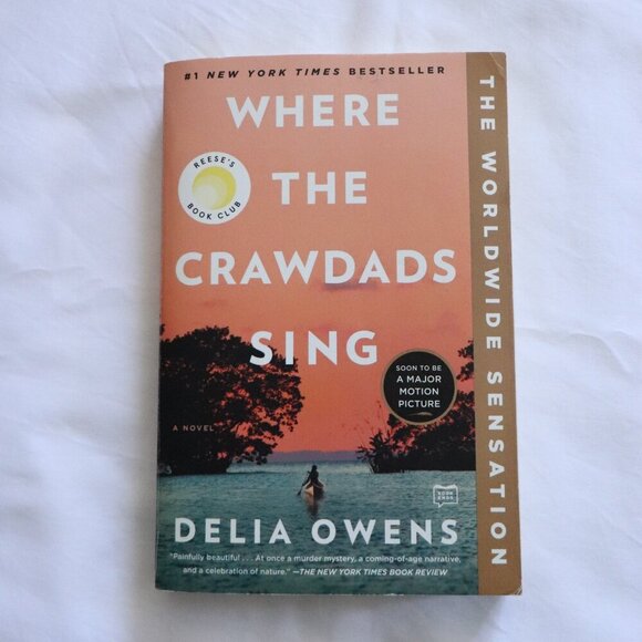 Where The Crawdads Sing by Delia Owens | Mystery | Historical | Fiction | Novel - Picture 1 of 4